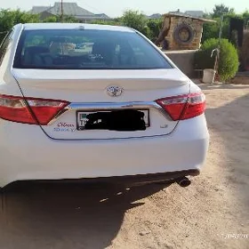 Toyota Camry 2016
