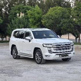 Toyota Land Cruiser 2023