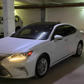 Lexus ES 350 2016