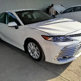 Toyota Camry 2022
