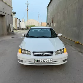 Toyota Camry 2000
