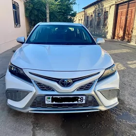 Toyota Camry 2022