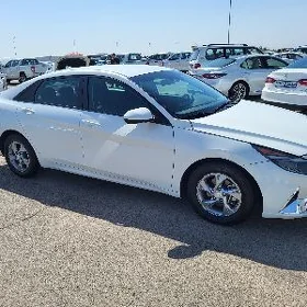 Hyundai Elantra 2021