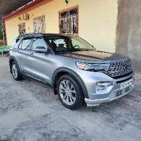 Ford Explorer 2021
