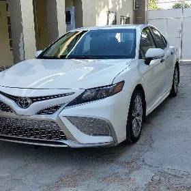 Toyota Camry 2022