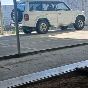 Mitsubishi Pajero 1996
