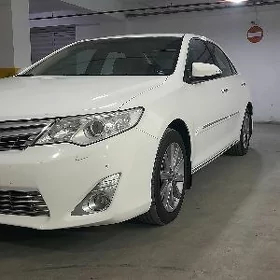 Toyota Camry 2012