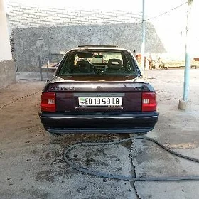 Opel Vectra 1992