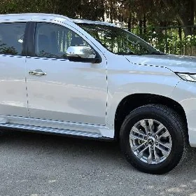Mitsubishi Montero Sport 2020