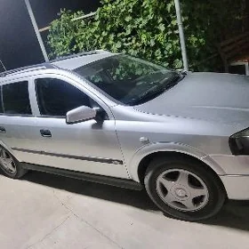 Opel Astra 2000