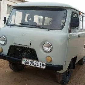UAZ 469 2000