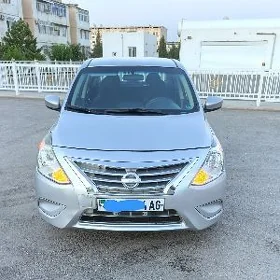 Nissan Versa 2016