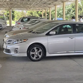 Toyota Corolla 2011