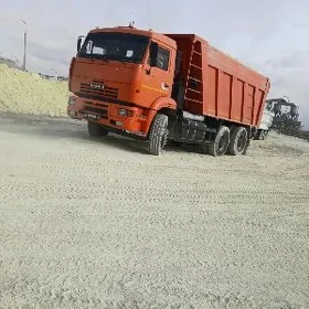Kamaz 6520 2013