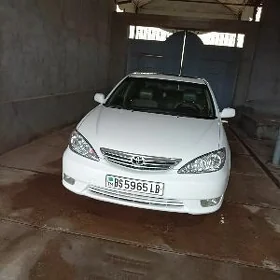 Toyota Camry 2005