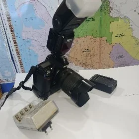 D90