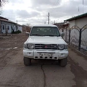 Mitsubishi Pajero 1999