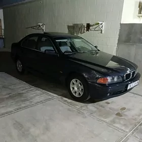BMW E39 1999