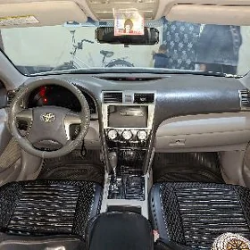 Toyota Camry 2010