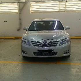 Toyota Camry 2010