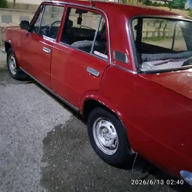 Lada 2104 1980
