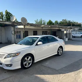Toyota Camry 2011