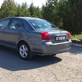 Toyota Avensis 2004