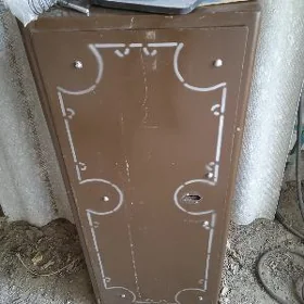 Сейф для оружия.