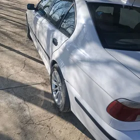 BMW 528 1999
