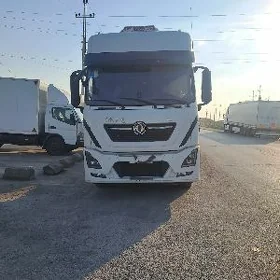 Volvo XC90 2021