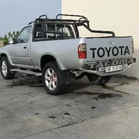 Toyota Hilux 1997