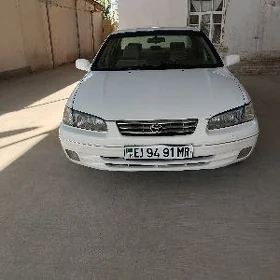 Toyota Camry 1997