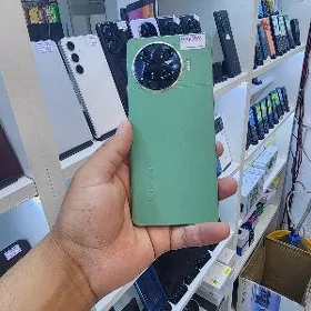 Tecno Spark 20pro+