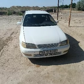 Toyota Corona 1995