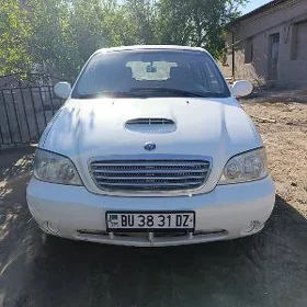 Kia Carnival 2002