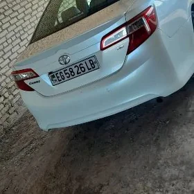 Toyota Camry 2013