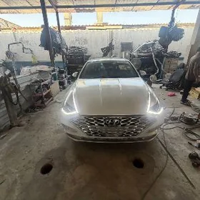 Hyundai Sonata 2022