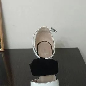 Босоножки