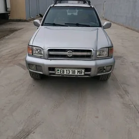Nissan Pathfinder 2002