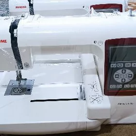 JANOME 230E
