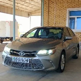 Toyota Camry 2015