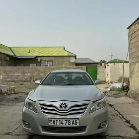 Toyota Camry 2010