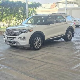Ford Explorer 2022