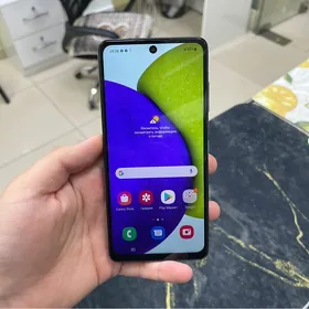 Samsung A52