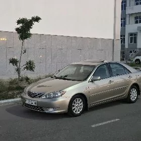 Toyota Camry 2005