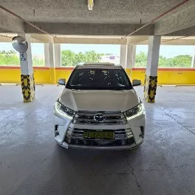 Toyota Highlander 2017