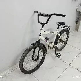 Bmw tigir