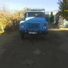 Gaz 52 1987