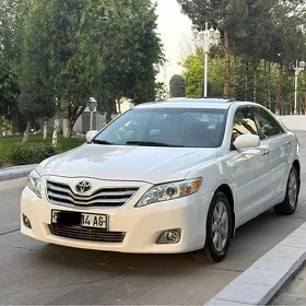 Toyota Camry 2010