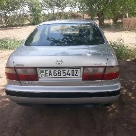 Toyota Carina 1994